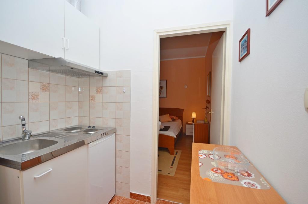 Apartments And Room Zinka โวดีเซ ภายนอก รูปภาพ